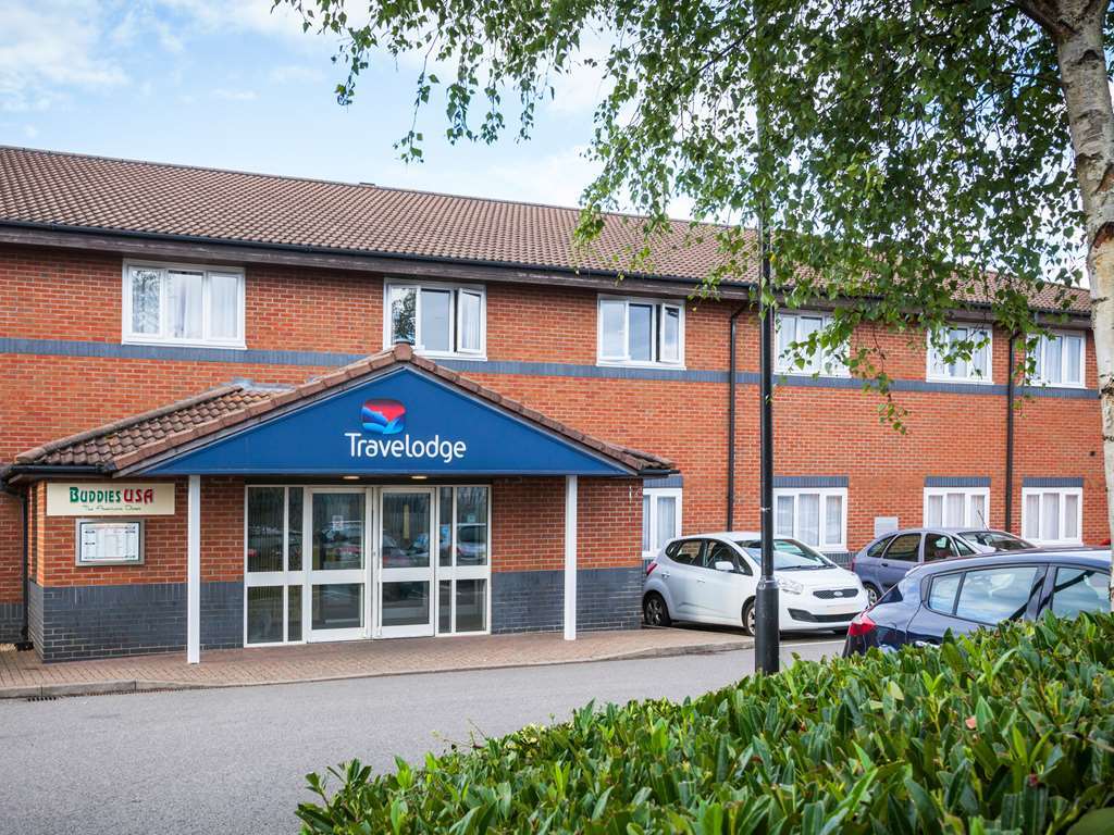 Travelodge Milton Keynes Old Stratford Exteriér fotografie